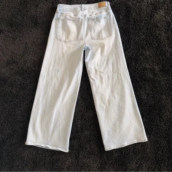 American Eagle Super High Rise Baggy Wide
Leg Ankle Jeans Strigid Denim Size 2 - Picture 4 of 13